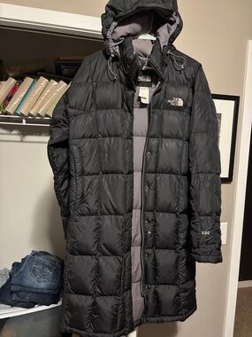 The North Face Black Long Women's Puffer Coat with Hood